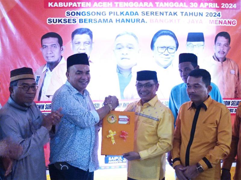 Dapat Sinyal Kuat, Salim Fakhry Mantap Antar Formulir Pendaftaran ke DPC Hanura