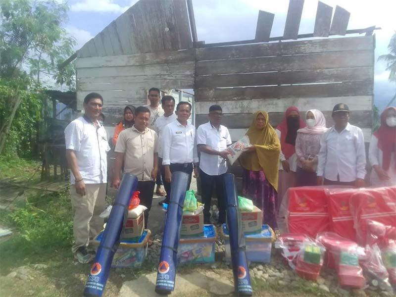 Korban Puting Beliung Agara Terima Bantuan Masa Panik