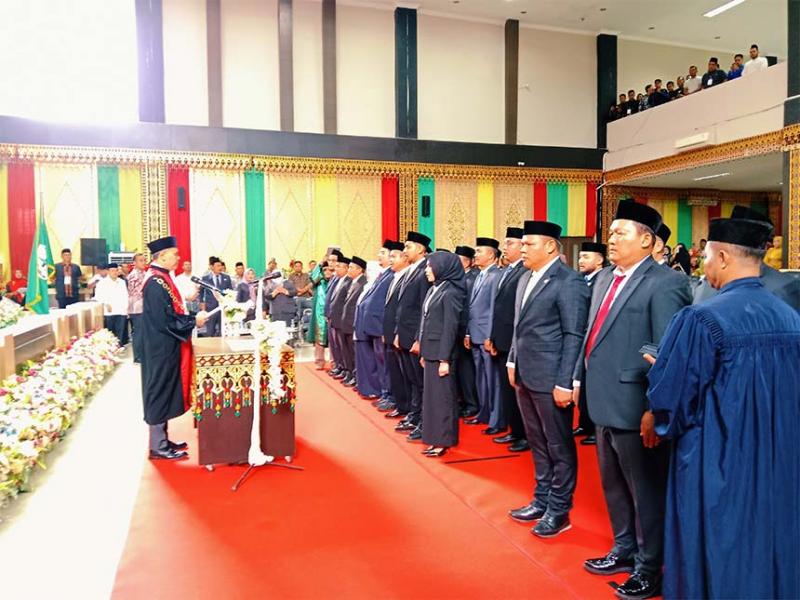 Denny Febrian Roza Ditunjuk Jadi Ketua DPRK Agara Sementara