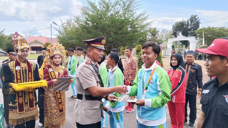 Sumpah Pemuda, Atlit dan Pelatih Olahraga di Aceh Singkil Terima Piagam Penghargaan