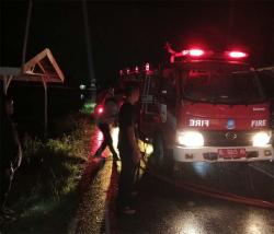 Si Jago Merah Lalap Rumah Warga di Agara